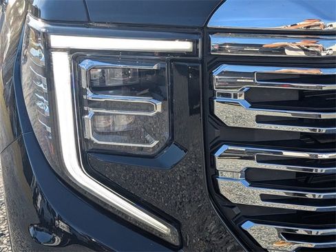 Used 2024 GMC Sierra 1500 Denali w/ Technology Package image 6