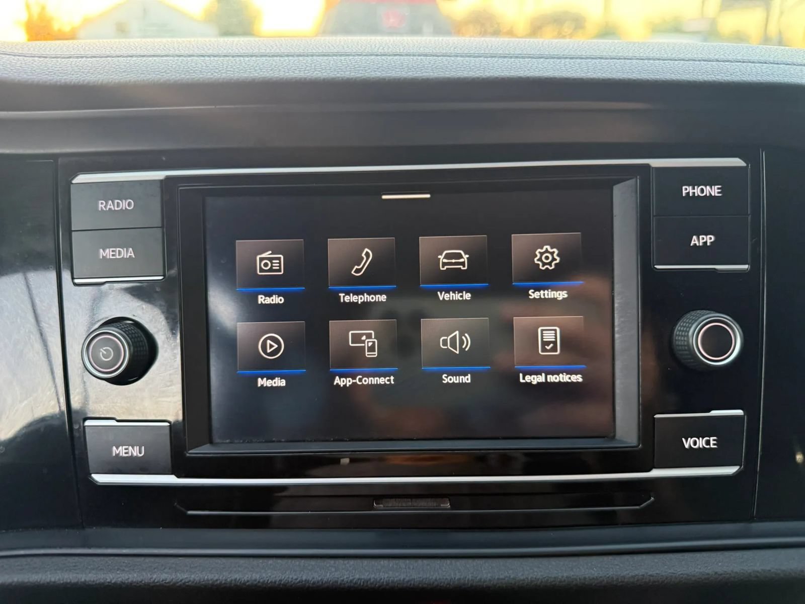 Used 2021 Volkswagen Jetta SE FWD image 19