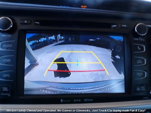 Used 2018 Toyota Highlander Limited FWD image 40