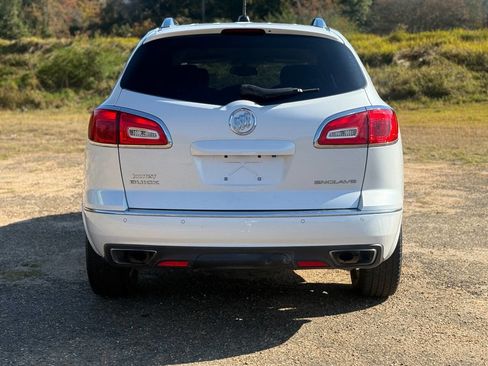 Used 2017 Buick Enclave Leather image 4