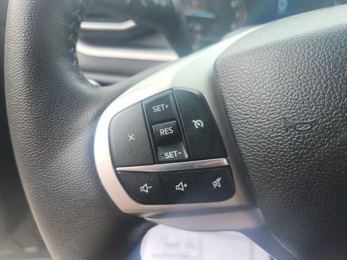 Used 2024 Ford Explorer XLT w/ Equipment Group 202A image 29