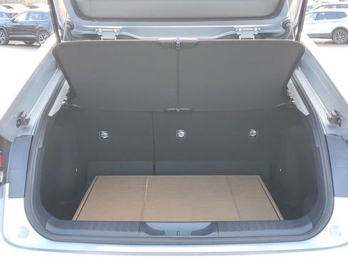 Used 2026 Toyota Prius LE image 7