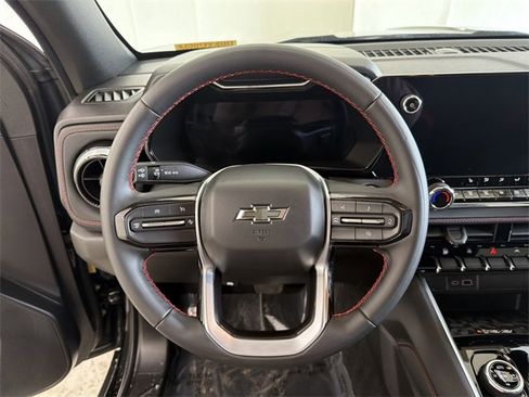 Certified 2024 Chevrolet Colorado Z71 w/ Z71 Convenience Package 2 image 30