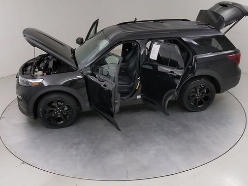 Certified 2023 Ford Explorer ST-Line AWD/4WD image 57