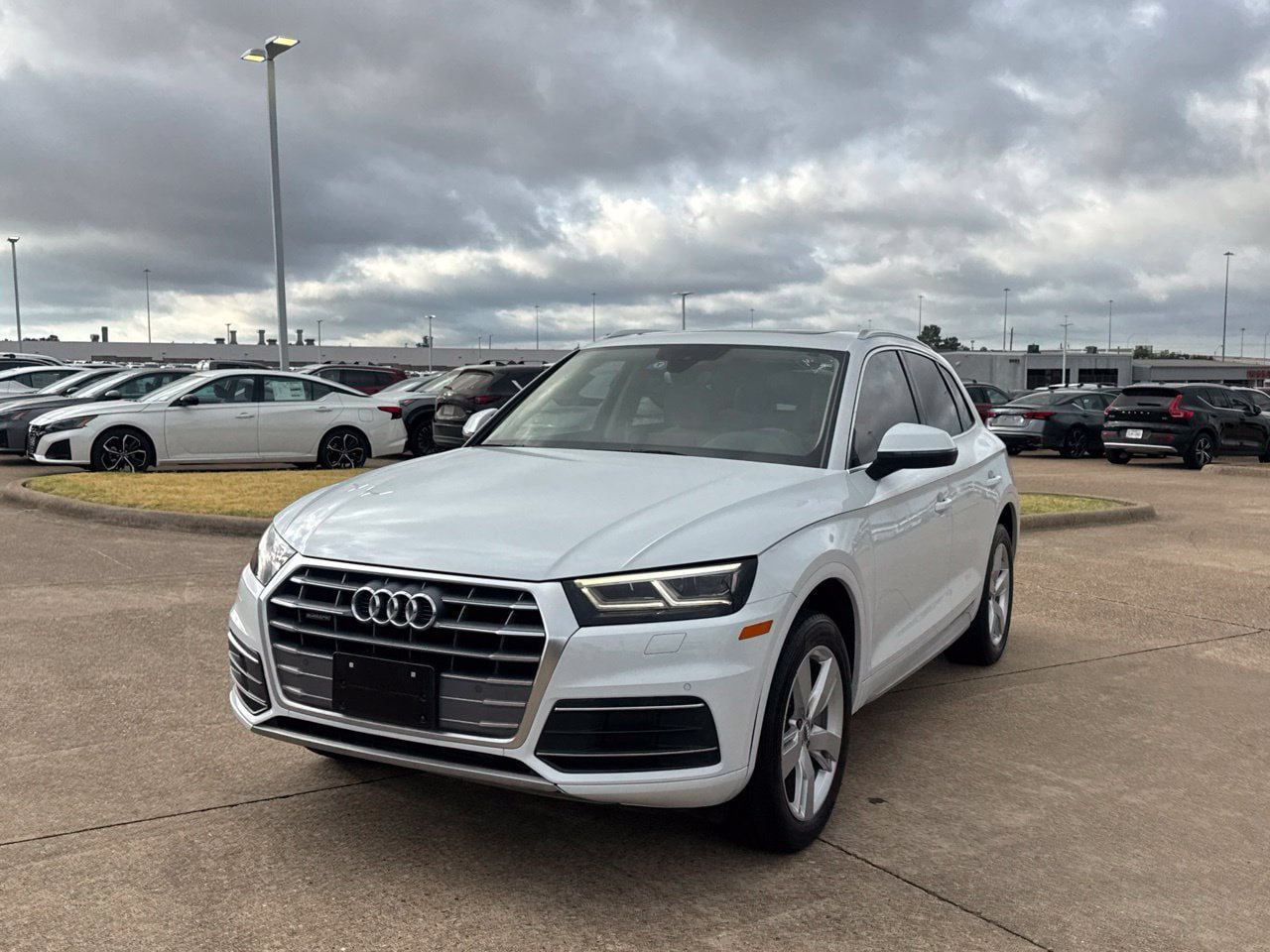 Used 2019 Audi Q5 2.0T Premium Plus AWD/4WD image 9