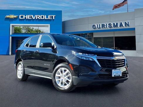 Certified 2024 Chevrolet Equinox LS w/ LS Convenience Package AWD/4WD image 1