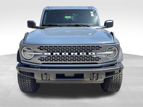 New 2025 Ford Bronco Badlands w/ Sasquatch Package image 2