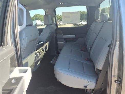 New 2025 Ford F150 Lightning Flash image 19