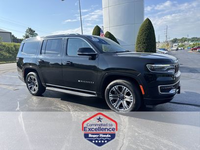 Used 2024 Jeep Wagoneer Series II w/ Flexible Seating Group