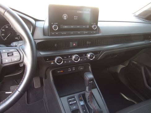 Used 2024 Honda CR-V Sport image 18