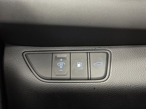 New 2026 Genesis G70 2.5T image 13