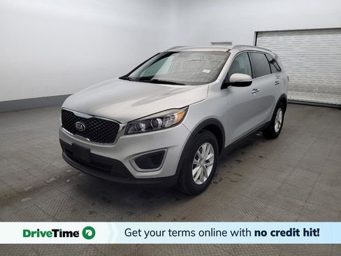 Used 2016 Kia Sorento LX image 1