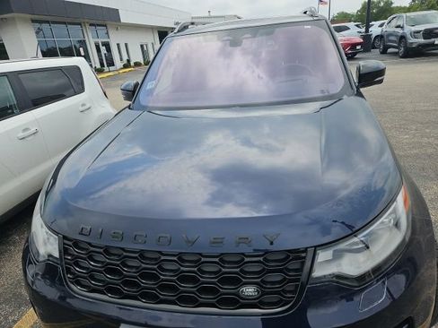 Used 2022 Land Rover Discovery HSE R-Dynamic AWD/4WD image 6