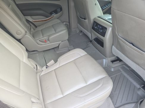 Used 2020 Chevrolet Tahoe Premier AWD/4WD image 11
