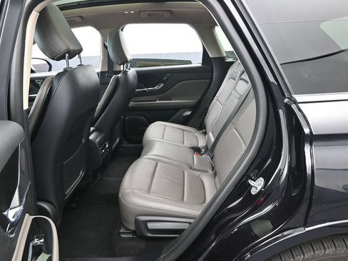 Used 2024 Lincoln Corsair Grand Touring AWD/4WD image 32