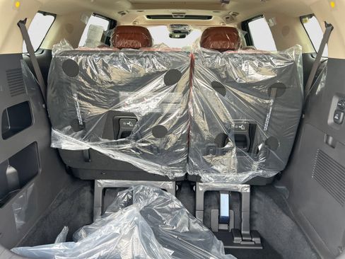 New 2026 Kia Carnival SX Prestige image 4