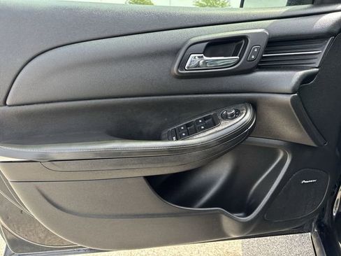 Used 2014 Chevrolet Malibu LT FWD image 20