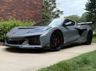 Used 2025 Chevrolet Corvette ZR1 w/ ZR1 Carbon Fiber Aero Package video 2