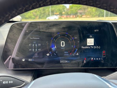 Used 2025 Chevrolet Equinox LT FWD image 36