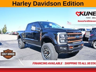 New 2026 Ford F250 Lariat w/ Black Appearance Package