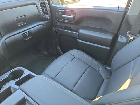 Used 2022 GMC Sierra 3500 Pro w/ Convenience Package RWD image 19