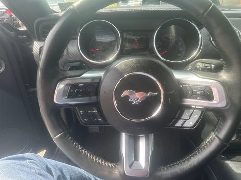 Used 2020 Ford Mustang Coupe RWD image 17