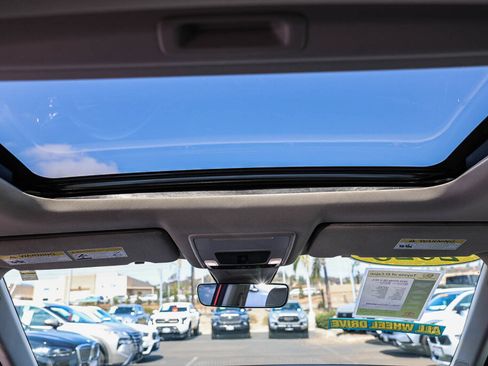 Used 2025 Honda CR-V EX-L image 7