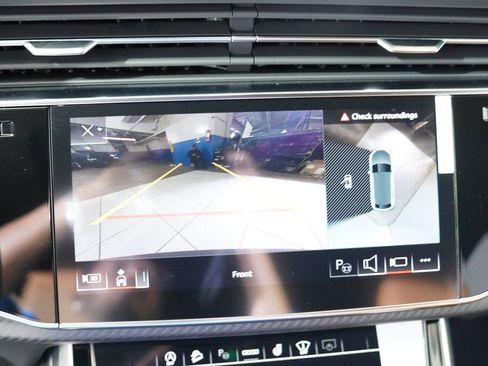 New 2026 Audi RS Q8 performance image 2