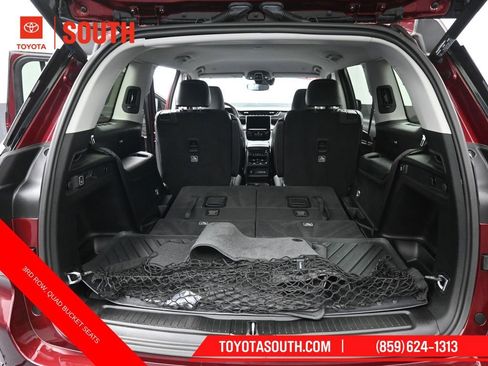 Used 2023 Jeep Grand Cherokee L Limited AWD/4WD image 30