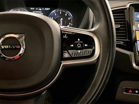 Used 2022 Volvo XC90 T6 Inscription w/ Climate Package image 19