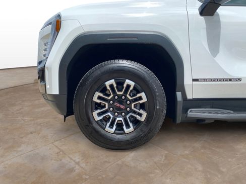 New 2026 GMC Sierra EV Elevation AWD/4WD image 31