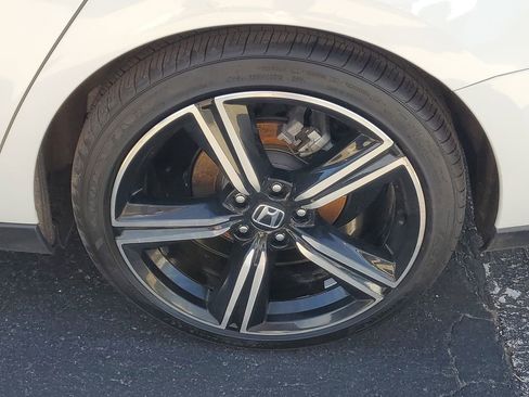 Used 2024 Honda Accord Sport image 5