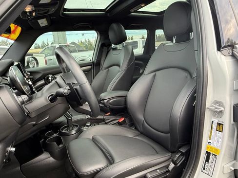 Used 2023 MINI Cooper S w/ Premium Package FWD image 27