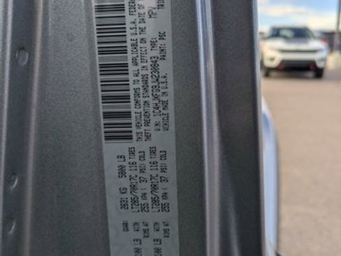 Used 2018 Jeep Wrangler Unlimited Rubicon image 25