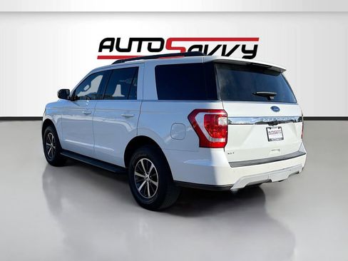 Used 2021 Ford Expedition XLT image 5