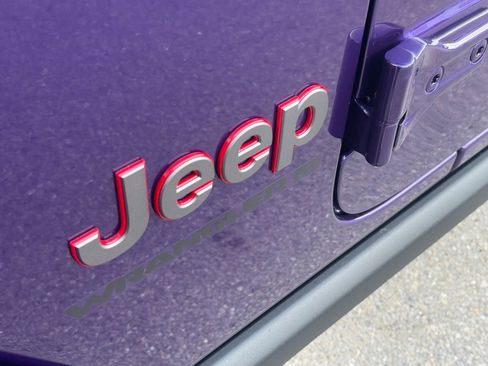 New 2026 Jeep Wrangler Unlimited Rubicon AWD/4WD image 30