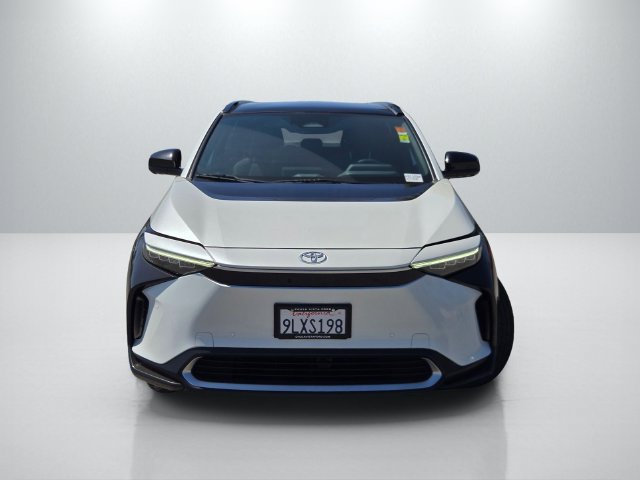 Used 2024 Toyota bZ4X FWD image 2