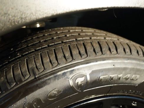 Used 2024 Nissan Kicks SR w/ SR Premium Package image 46