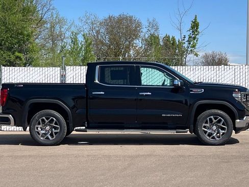 New 2026 GMC Sierra 1500 SLT w/ SLT Premium Package AWD/4WD image 3