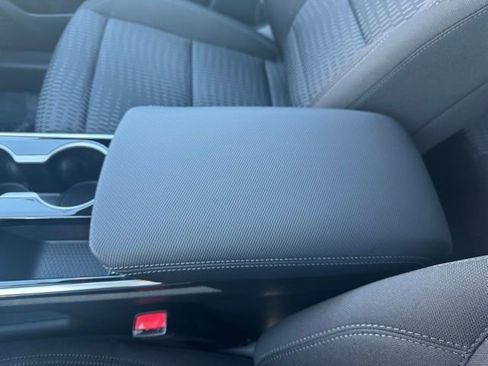 New 2026 Chevrolet Equinox LT AWD/4WD image 21