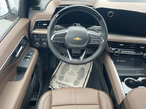 New 2026 Chevrolet Tahoe High Country AWD/4WD image 17
