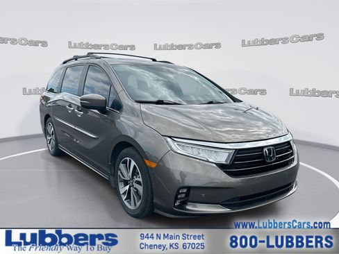 Used 2022 Honda Odyssey Touring image 1