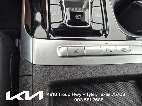 Certified 2024 Kia Carnival EX FWD image 48