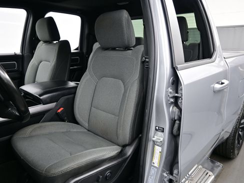 Used 2021 RAM 1500 Big Horn AWD/4WD image 15