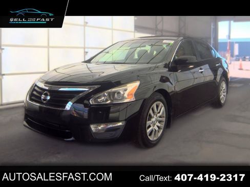 Used 2014 Nissan Altima 2.5 S w/ Display Audio Package FWD image 1