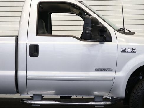 Used 2003 Ford F250 XLT AWD/4WD image 64