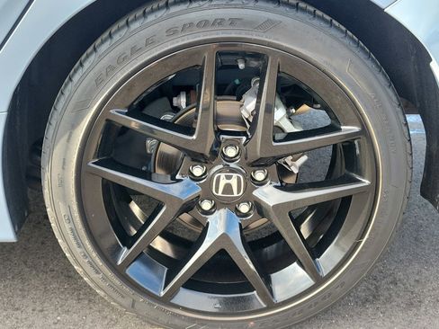 Used 2023 Honda Civic Sport image 12
