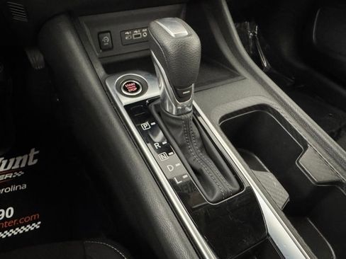 Used 2025 Nissan Sentra SV FWD image 27