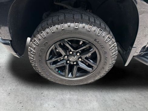 Used 2020 Chevrolet Silverado 1500 LT Trail Boss AWD/4WD image 10