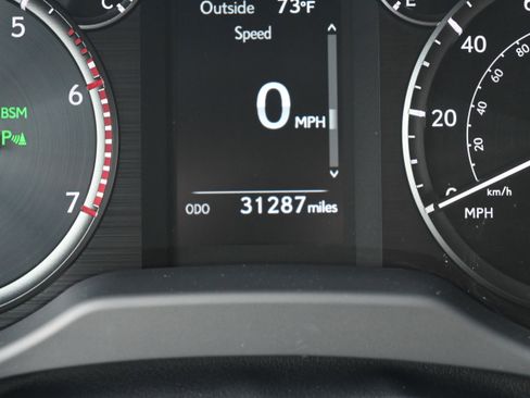 Used 2023 Lexus GX 460 Premium w/ Premium Plus Package image 26